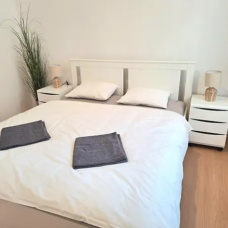 Stella - Old Town Apartment